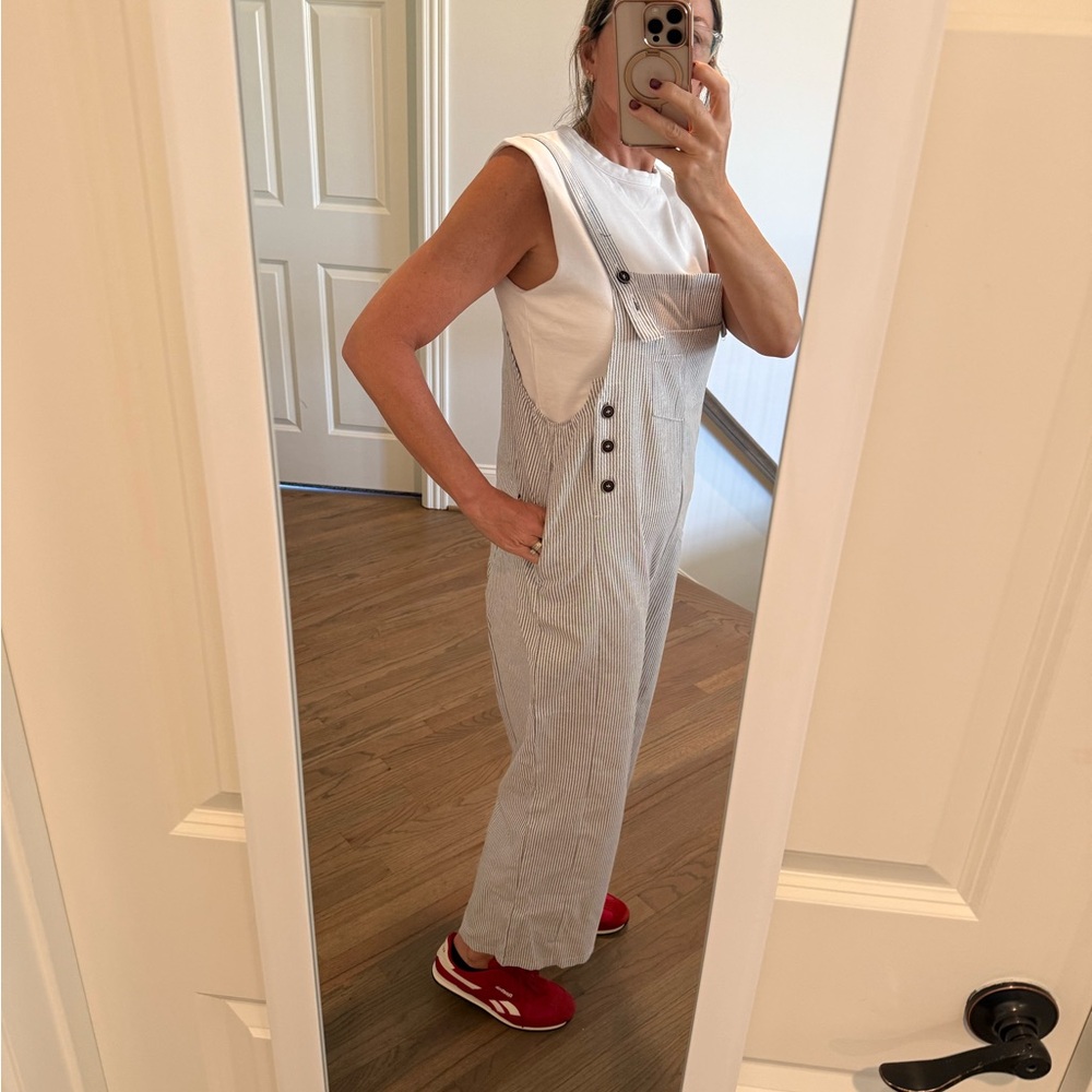 Striped Overalls - Picture 4 of 8